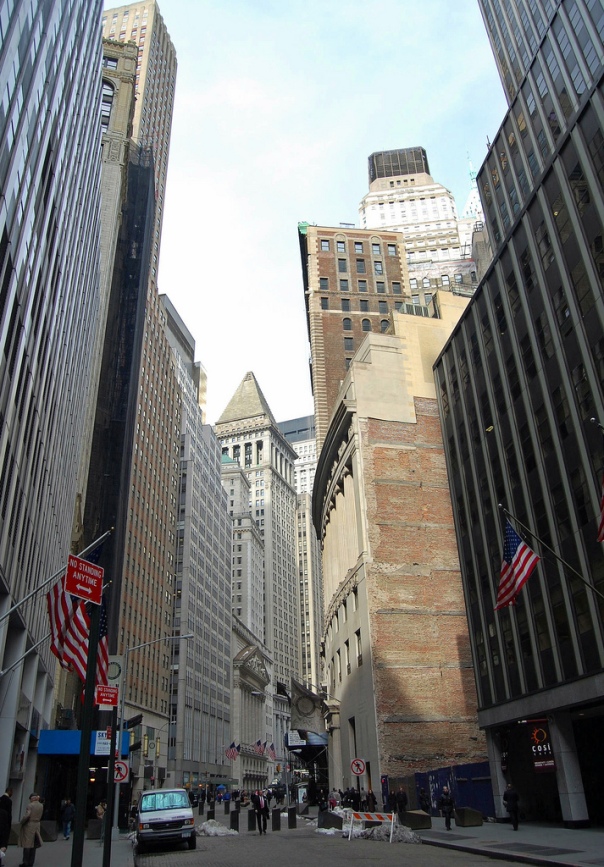 Former location of the Dutch canal, which was renamed Broad Street, after the polluted waterway was filled in.  The NY Stock Exchange is visible on the left.